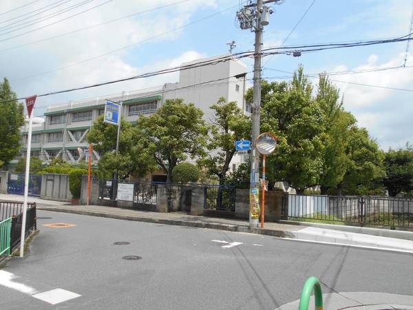 中学校　太田中学校（中学校）まで1400m