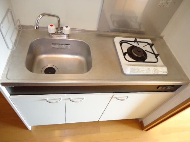 キッチン　★買い物便利な駅近1K！セキュリティ充実★