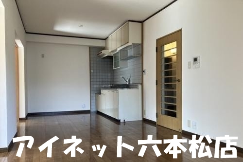 居室・リビング　広々としていいですね。