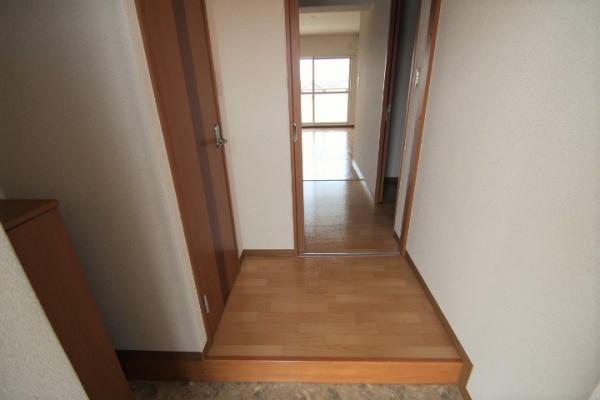 玄関　※同物件別室※
