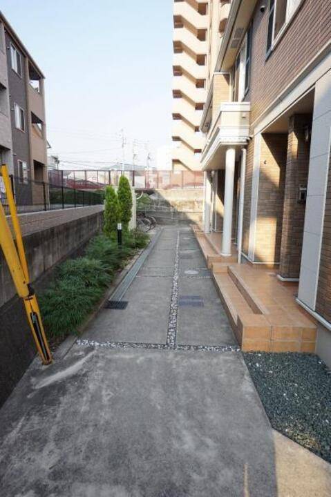 その他共有部分　アプローチ