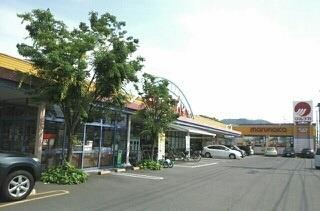 スーパー　マルナカ郷東町店（スーパー）まで970m