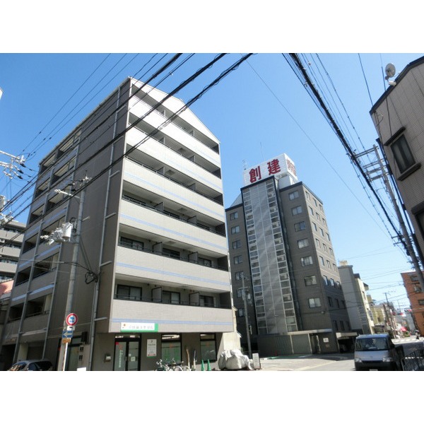 建物外観　１９９８年３月築です