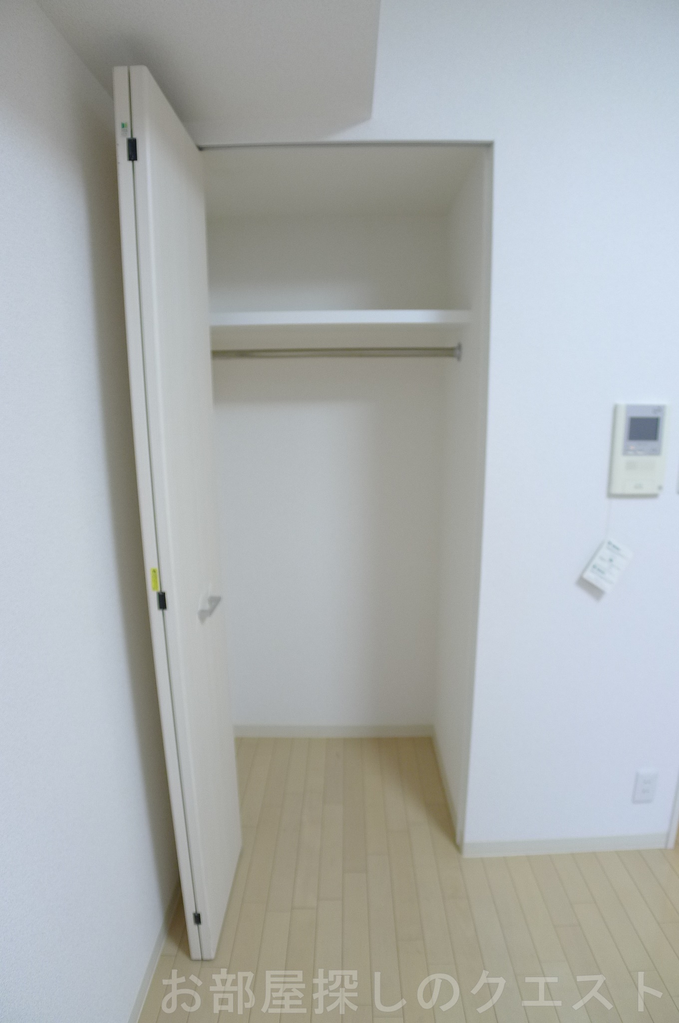 収納　（写真は同タイプ）