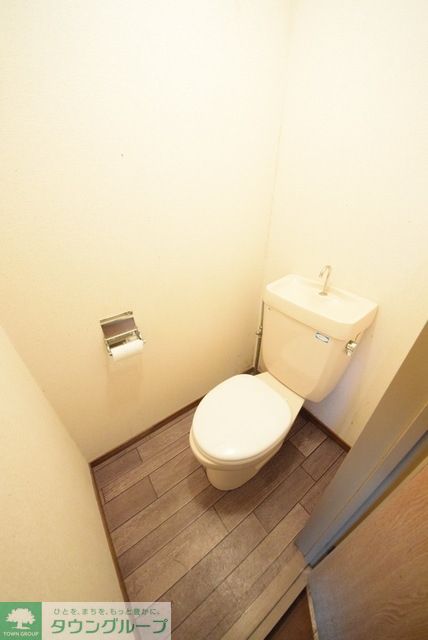 トイレ　バストイレ別です