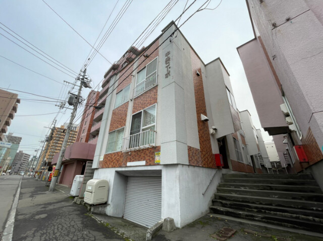 建物外観　札幌市中央区南９条西「中央コーポ」