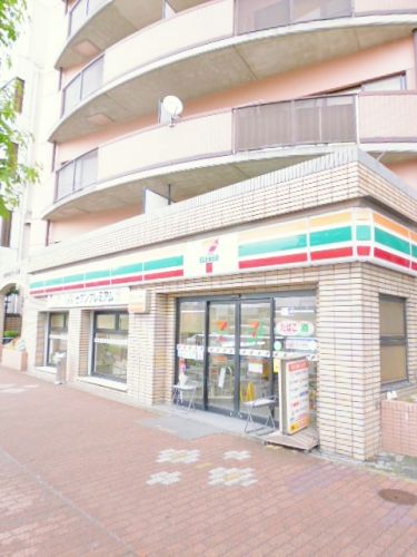 コンビニ　セブン－イレブン名古屋徳川１丁目店（コンビニ）まで426m