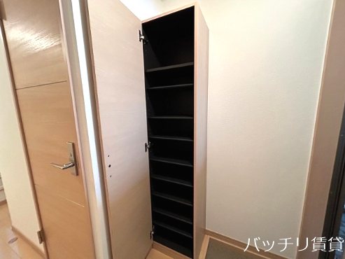 玄関　※別号室イメージの為、現状を優先致します
