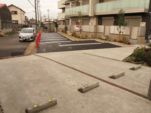 駐車場　敷地内南駐車場