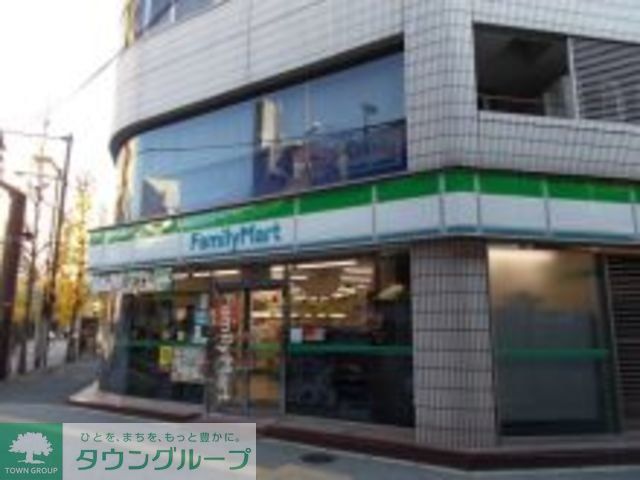 コンビニ　ファミリーマート神田岩本町一丁目店（コンビニ）まで71m