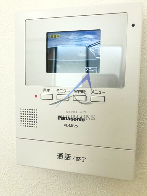 セキュリティ　モニター付きインターホンです。