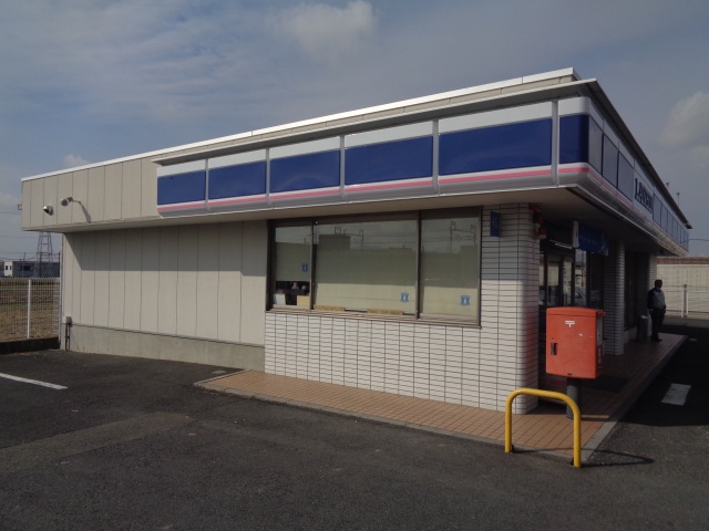 コンビニ　ローソン　彦根高宮店（コンビニ）まで700m