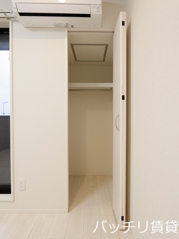 収納　画像は別号室タイプの為、現状を優先致します。