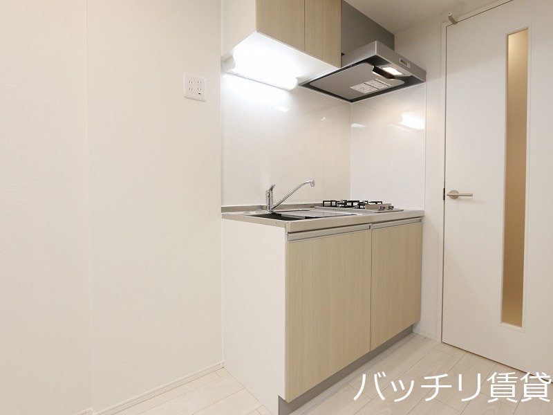 キッチン　画像は別号室タイプの為、現状を優先致します。