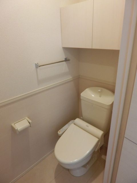 トイレ　ウォシュレット付きで快適！