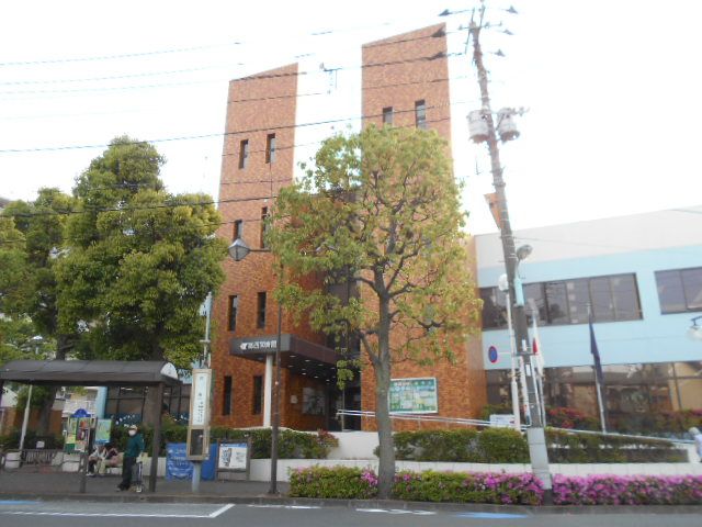 図書館　江戸川区立葛西図書館（図書館）まで595m