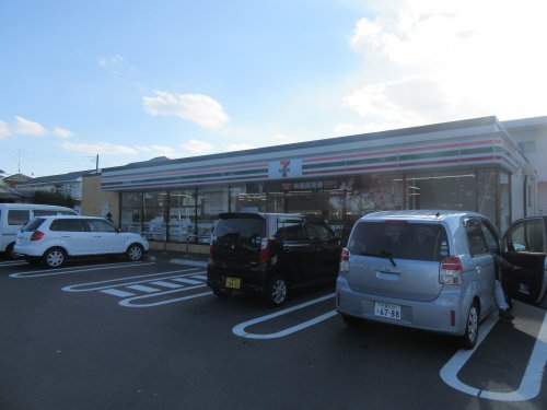 コンビニ　セブンイレブン千葉花園3丁目店（コンビニ）まで151m