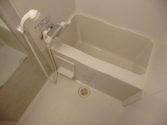 バス・シャワールーム　バスルーム