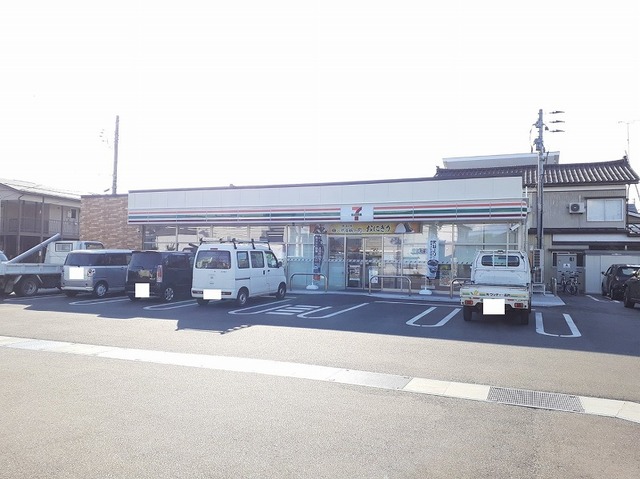 コンビニ　セブンイレブン（コンビニ）まで450m