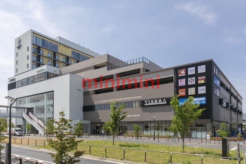 ショッピングセンター　ビエラ岸辺健都（ショッピングセンター）まで752m