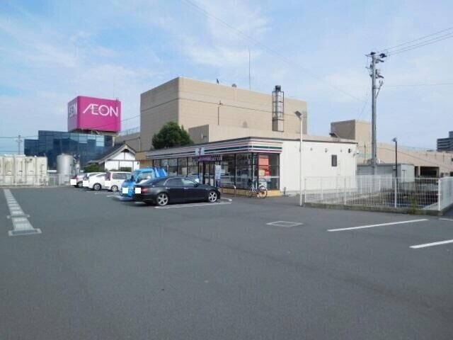 コンビニ　セブンイレブン隼人見次店（コンビニ）まで449m