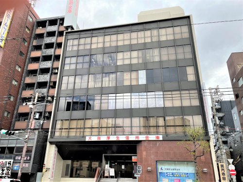 銀行　大阪厚生信用金庫本店（銀行）まで98m