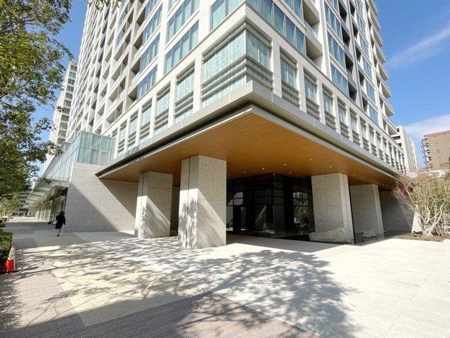エントランス　建物の内部です