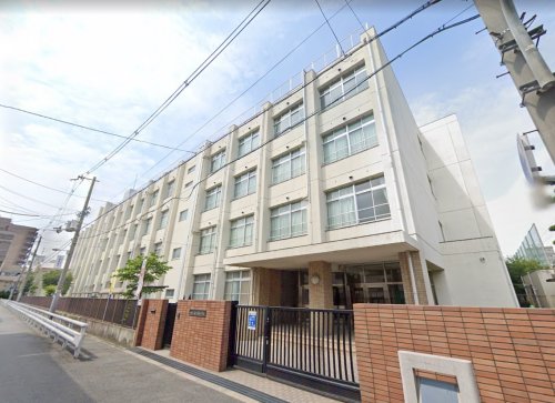 中学校　大阪市立天下茶屋中学校（中学校）まで194m
