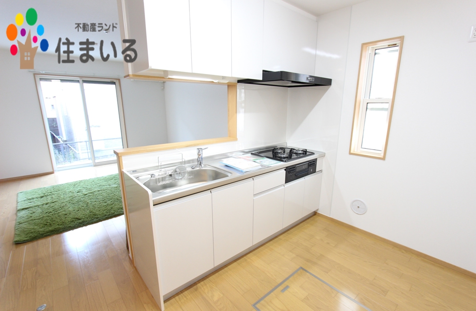 キッチン　※写真は同型タイプとなります