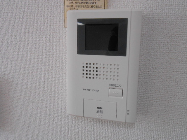 セキュリティ　カラーＴＶモニター付インターホン完備