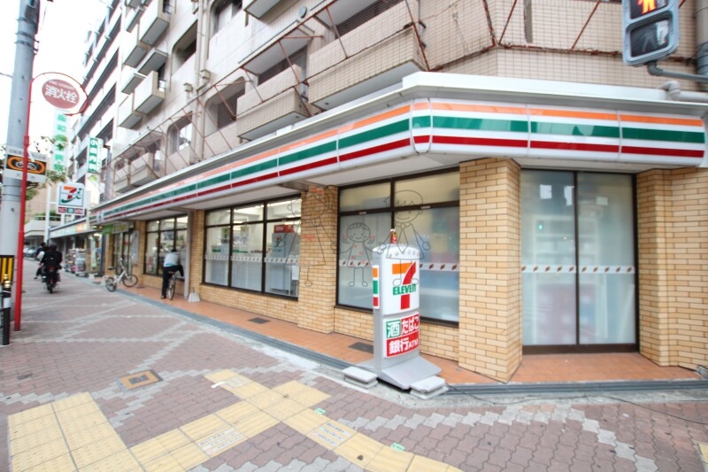 コンビニ　セブンイレブン地下鉄あびこ駅東店（コンビニ）まで120m