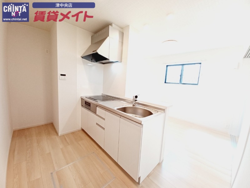 キッチン　同型参考写真