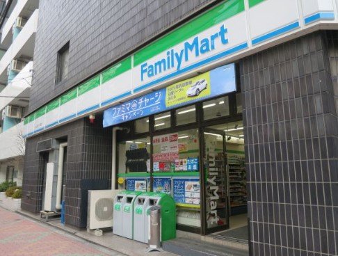 コンビニ　ファミリーマート台東三筋一丁目店（コンビニ）まで227m