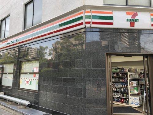 コンビニ　セブンイレブン 大阪アメニティパーク前店（コンビニ）まで308m