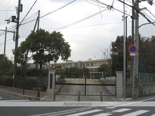 小学校　桜井谷小学校（小学校）まで416m