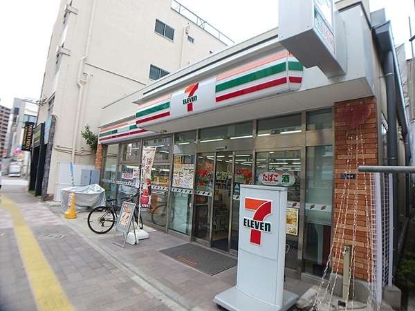 コンビニ　セブンイレブン台東三ノ輪１店（コンビニ）まで113m