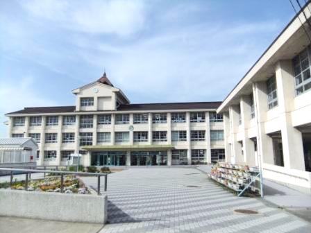 小学校　和泉市立いぶき野小学校（小学校）まで5724m