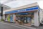 コンビニ　ローソン 板橋成増五丁目店（コンビニ）まで393m