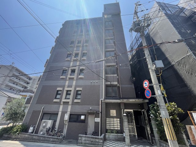建物外観　落ち着いた雰囲気の外観です
