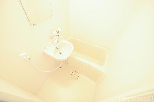 バス・シャワールーム　設備・使用は号室により異なる為、現況を優先致します。