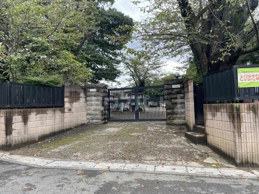 幼稚園・保育園　大宮さくら保育園（幼稚園・保育園）まで430m