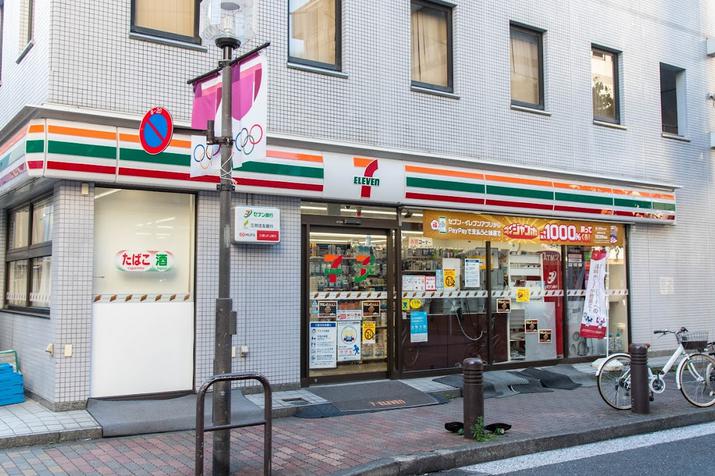 コンビニ　セブンイレブン 港区芝2丁目店（コンビニ）まで34m
