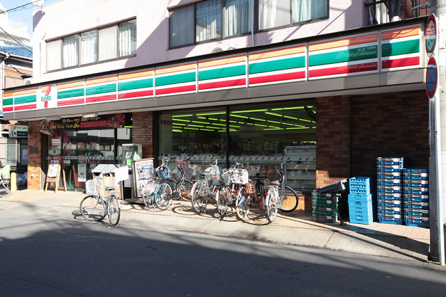 コンビニ　セブンイレブン 川崎小田店（コンビニ）まで216m