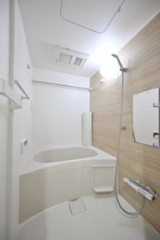 バス・シャワールーム　別部屋参考写真