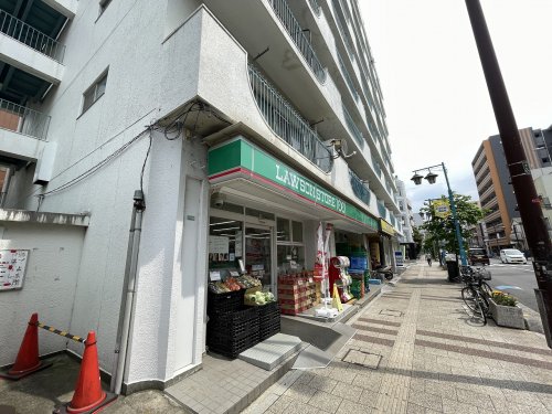 コンビニ　ローソンストア100 LSわらび中央店（コンビニ）まで333m
