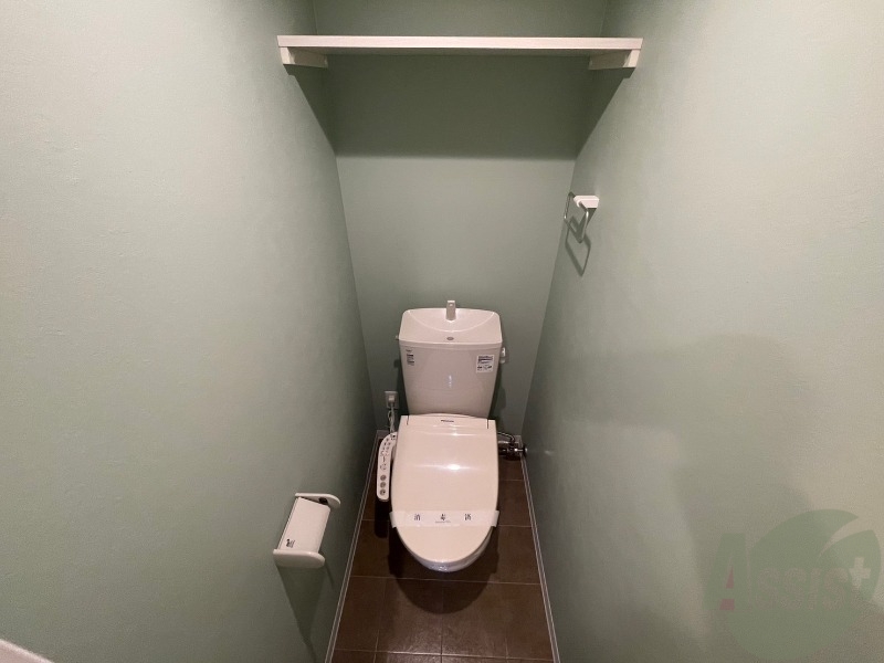 トイレ　こちらはトイレです。清潔感があり、安心して使用できます。