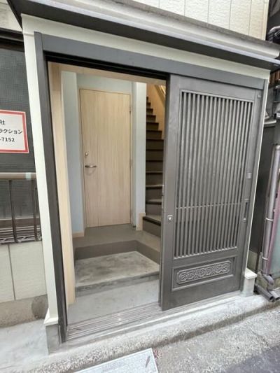 エントランス　エントランス