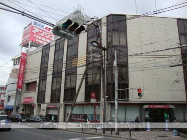 銀行　（株）三菱ＵＦＪ銀行／針中野支店（銀行）まで442m