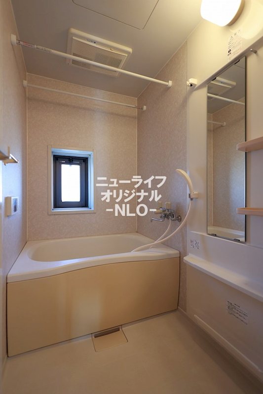 バス・シャワールーム　追い焚き＆浴室乾燥機付きバスルーム☆
