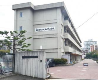 中学校　箕面市立第五中学校（中学校）まで612m